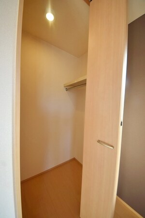 ゼルコヴァ北野の物件内観写真